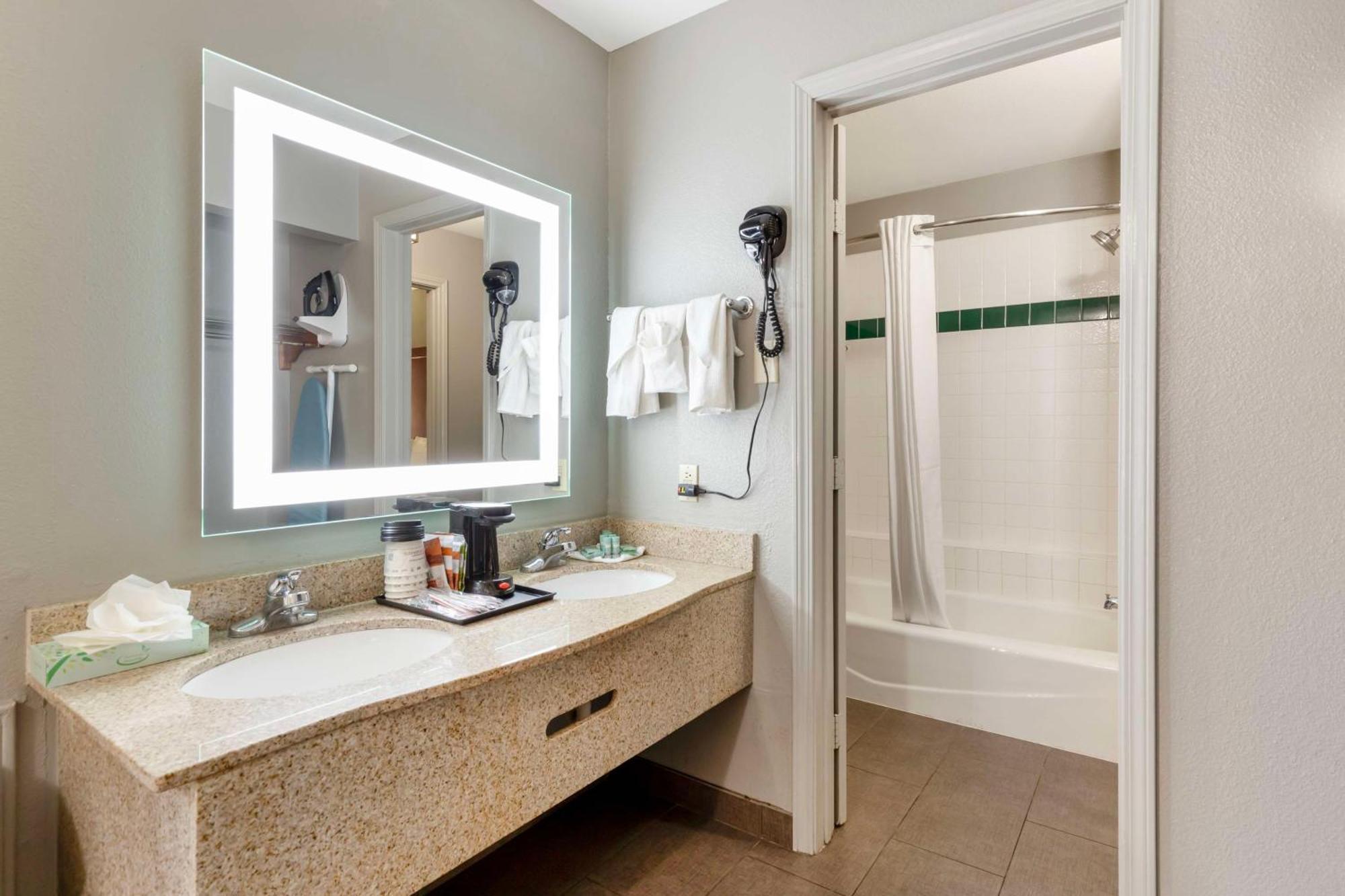 Best Western Near Lackland Afb Seaworld San Antonio Ngoại thất bức ảnh