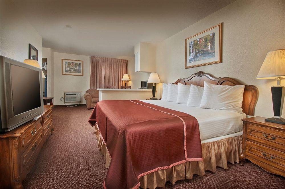 Best Western Near Lackland Afb Seaworld San Antonio Phòng bức ảnh